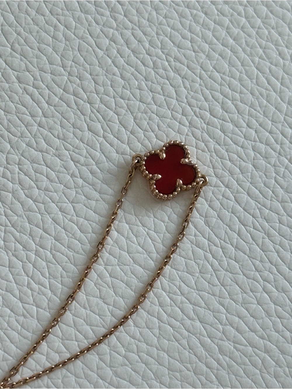 Van clef Sweet Alhambra bracelet Carnelian - Picture 9 of 11
